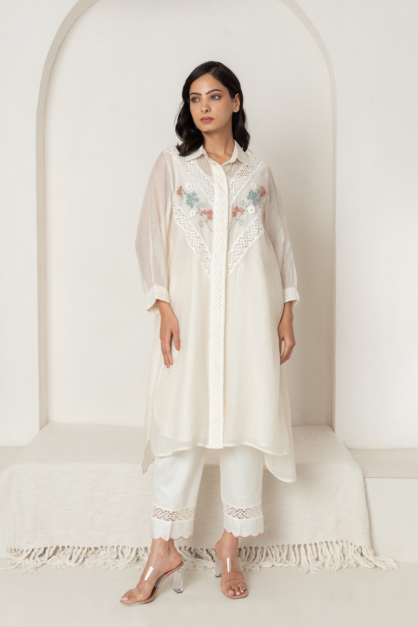 Off-White Chanderi Collared Kurta Set