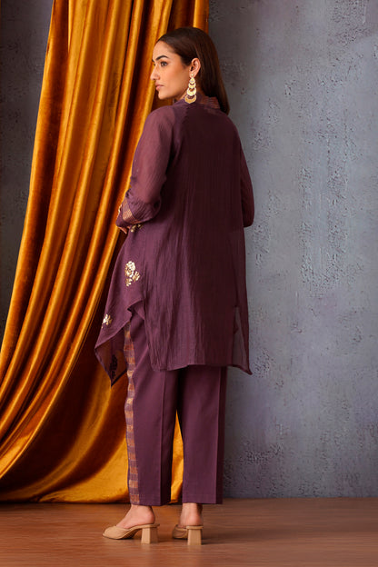 Sequin embroidered asymmetric tunic set with V-neck in Wine and side stripe pants