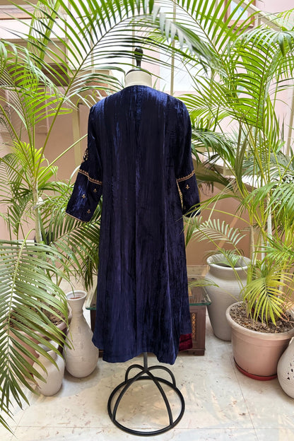 Royal Blue Velvet Kurta Set with Hand-Embroidered Yoke & Beaded Tassels