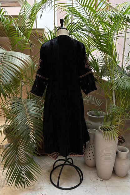 Black Velvet Kurta Set with Hand-Embroidered Yoke & Beaded Tassels