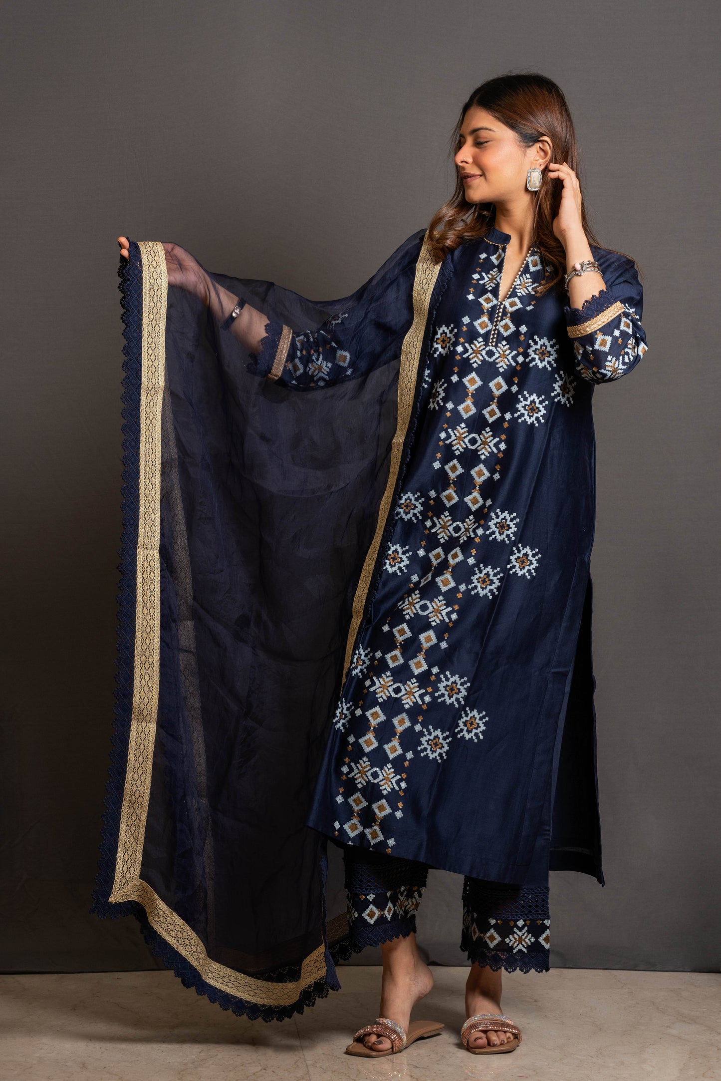 Navy Block printed straight kurta set with lace detailing on pants and organza dupatta