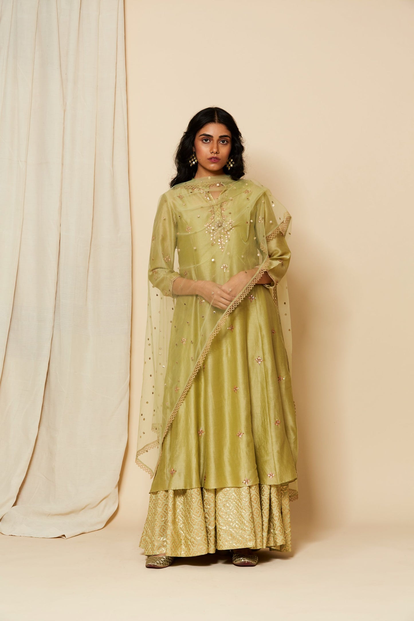 Embroidered Kurta with Flared inner