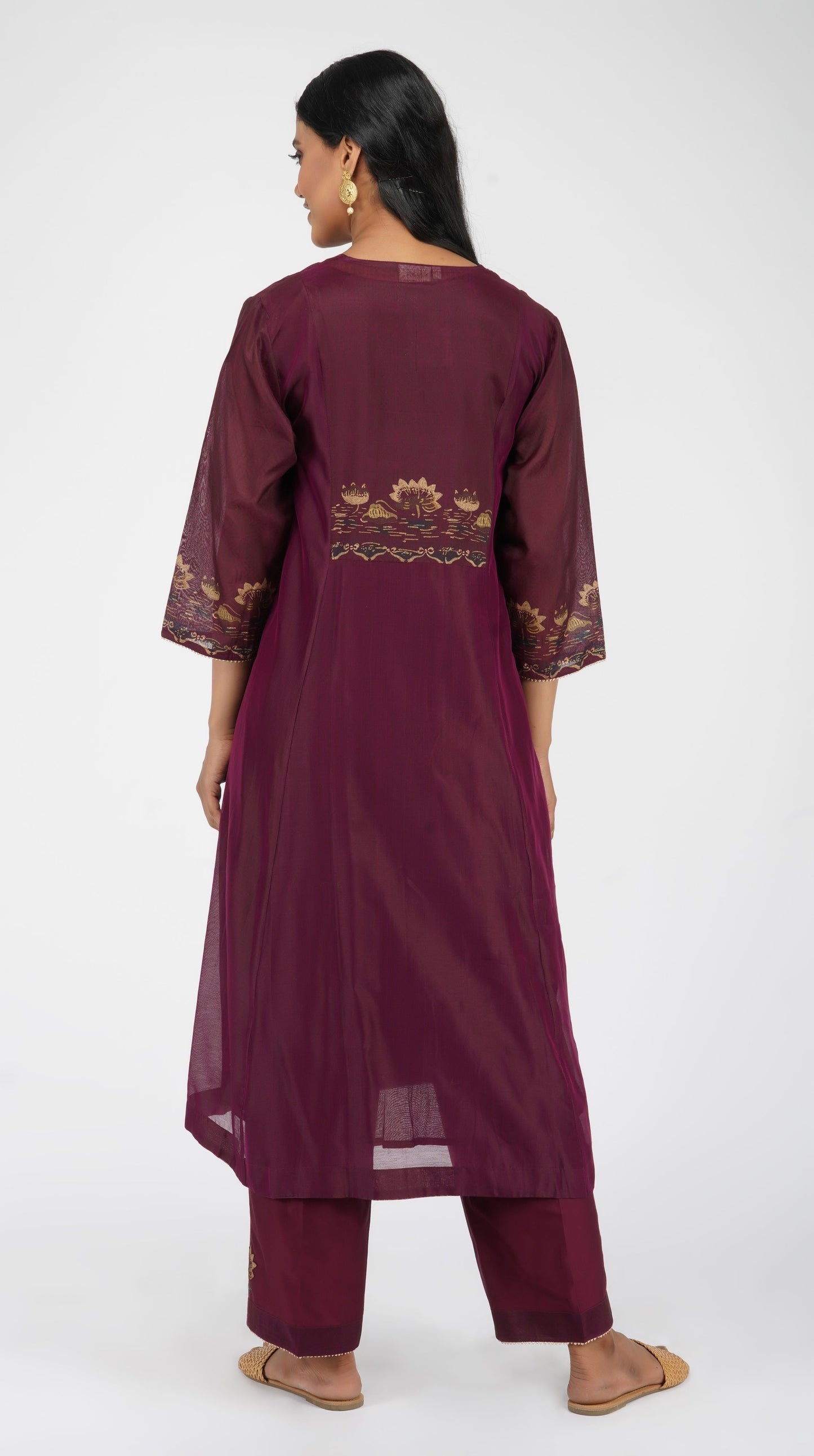 Chanderi Kurta with gathers with a lotus block print on the yoke.