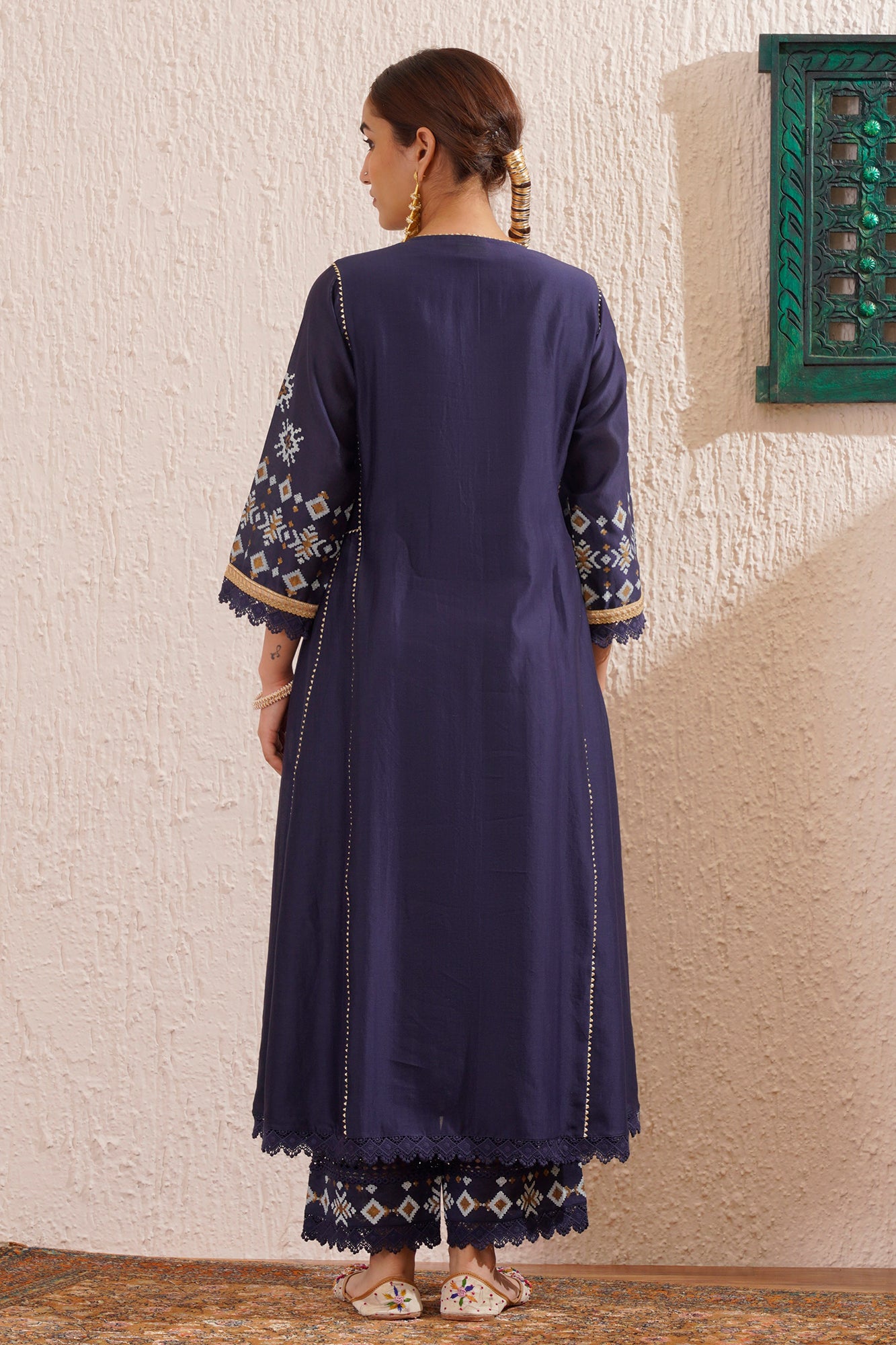 Block printed centre panel flared, side kali kurta set with lace detailing on pants and organza dupatta