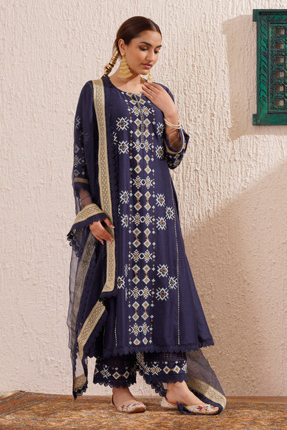 Block printed centre panel flared, side kali kurta set with lace detailing on pants and organza dupatta