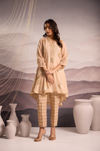 Beige Mul Chanderi High-Low Kurta with Sequin Floral Embroidery and Tissue Pants