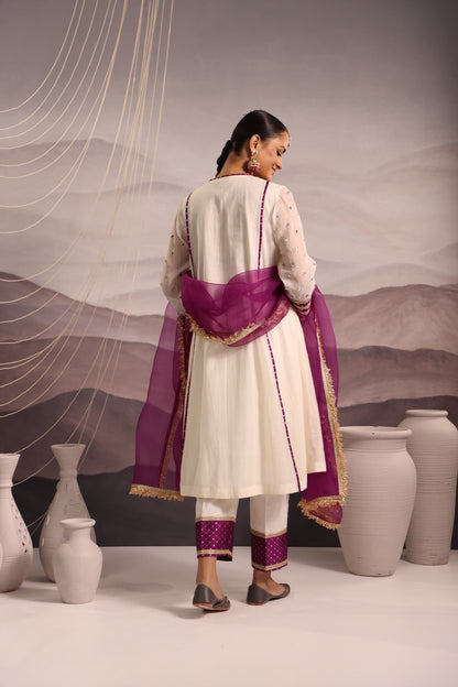 Off White Mirror Embroidered Kurta Set With Purple Brocade Yoke