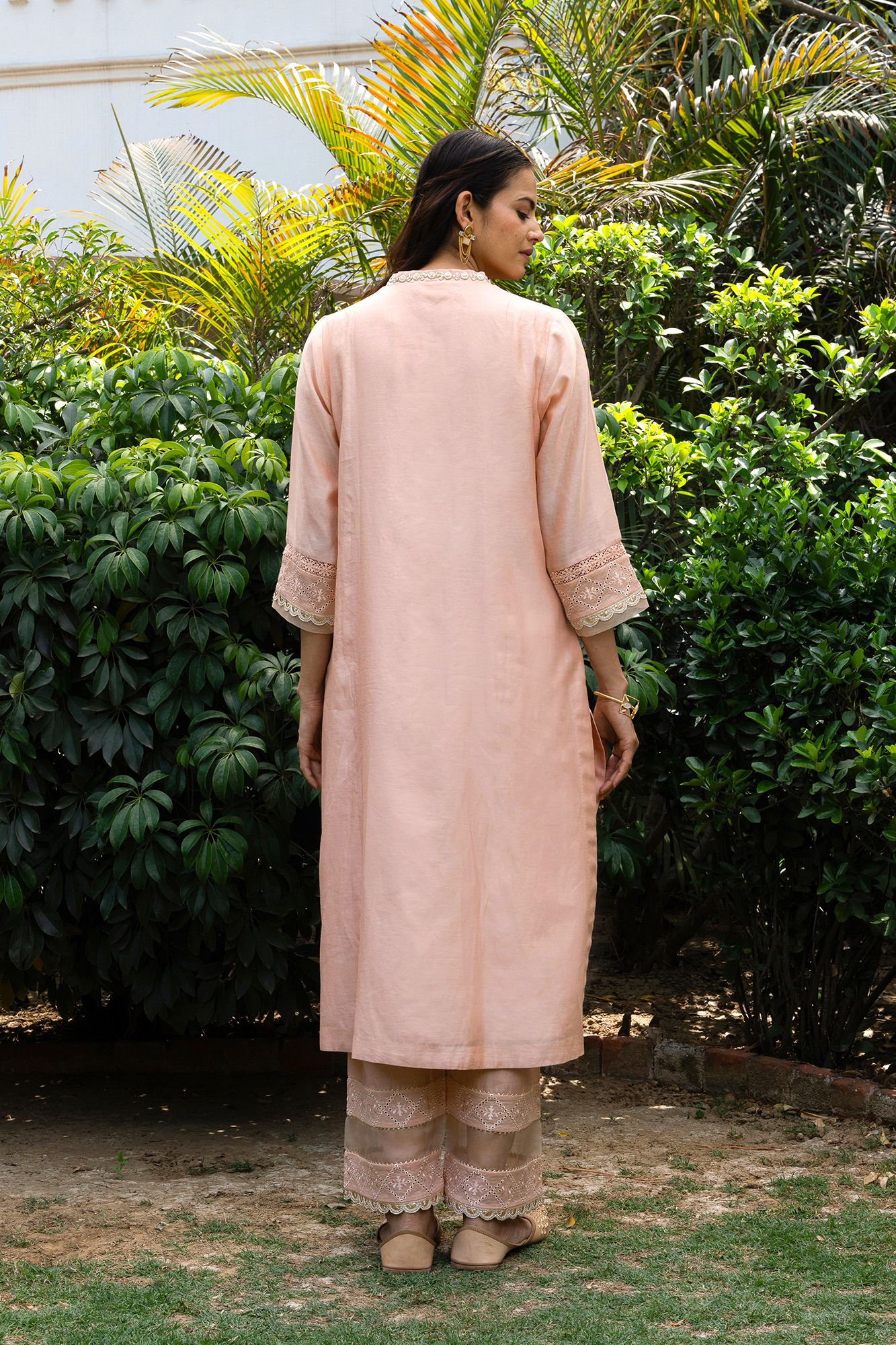 Peach Floral Jaal Embroidered Panelled Kurta Set