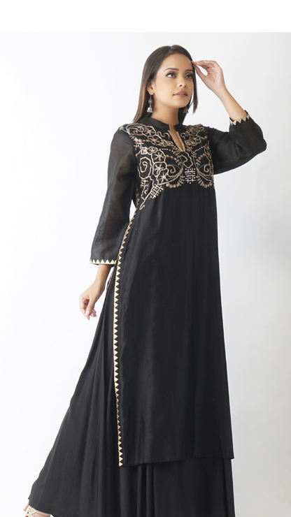 Prithvi Black Embroidered Layered Kurta