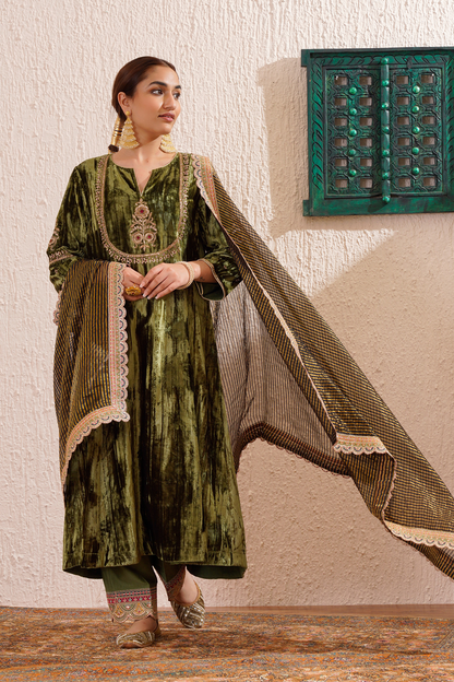 Sage Green Velvet Hand Embroidered Noor Kurta Set