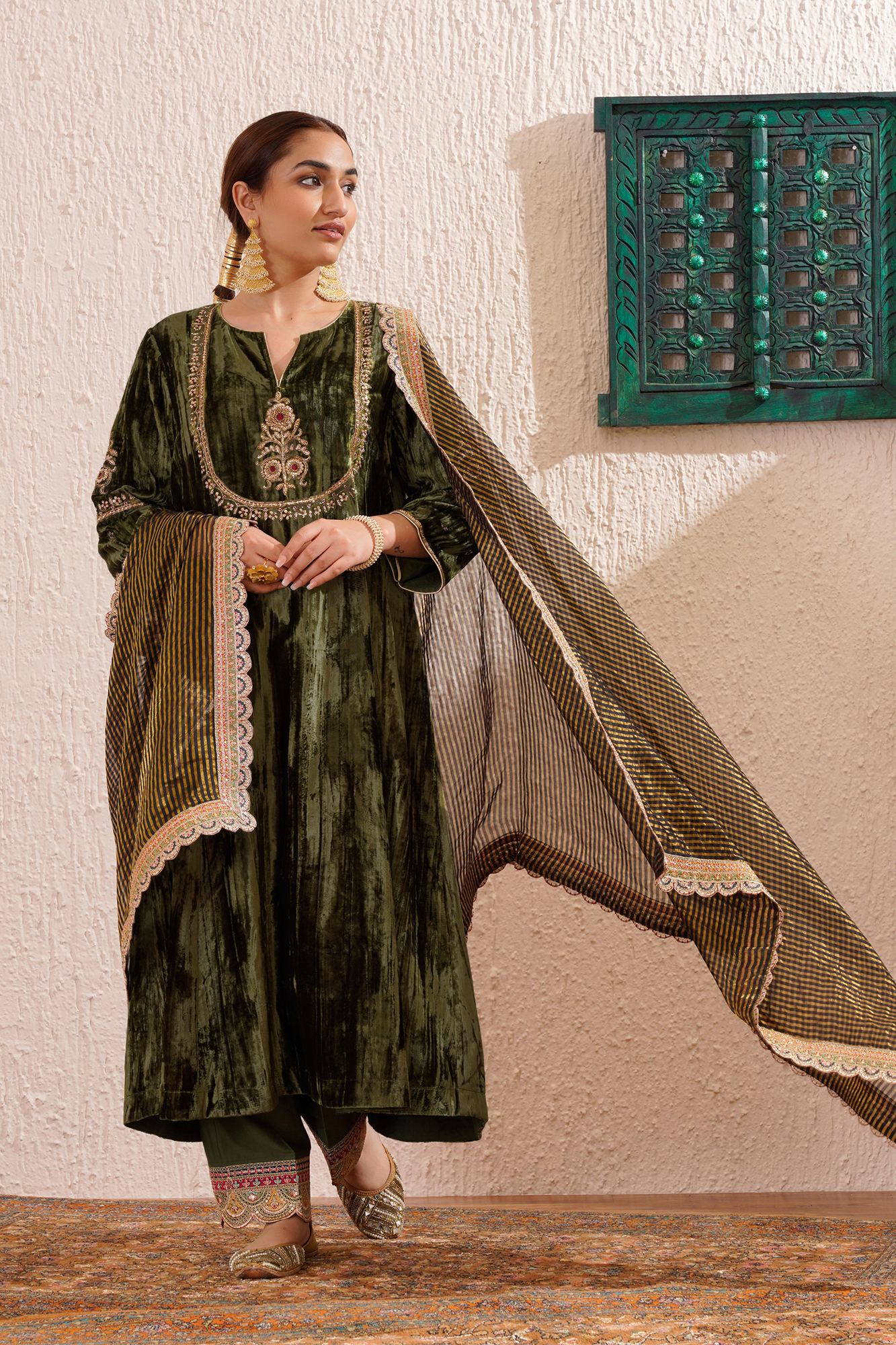 Sage Green Velvet Hand Embroidered Noor Kurta Set