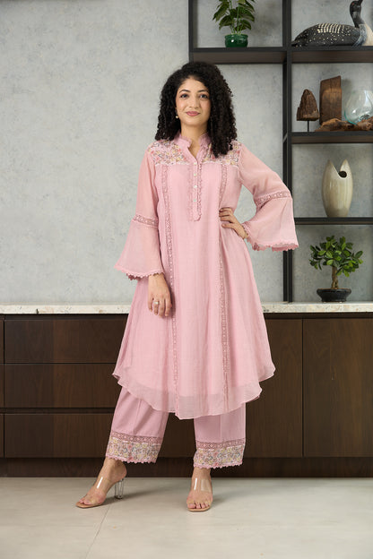 Pink Pero Chanderi Kurta Set with Floral Shoulder Yoke