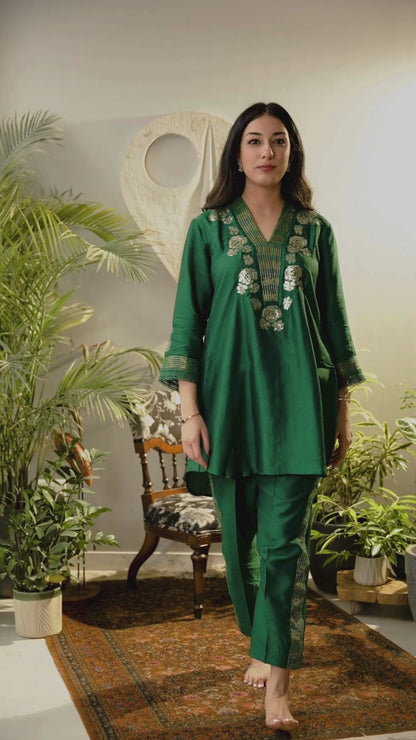 Emerald Green Rounded Set with Embroidered V-Neck